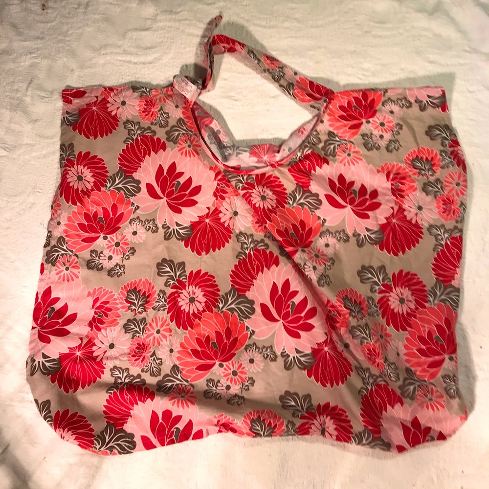 Udder Covers breastfeeding cover.   Never been used.